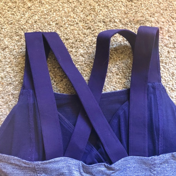 Lulu lemon Purple tank with built in sports bra size 2 - Picture 4 of 6